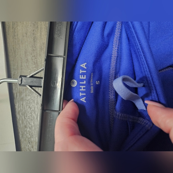 Athleta small blue Dobby be free knicker cropped leggings running Pants Athletic - Picture 3 of 10